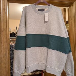 Abercrombie & Fitch Gray and Green Crewneck Unisex Sweatshirt. Various Sizes